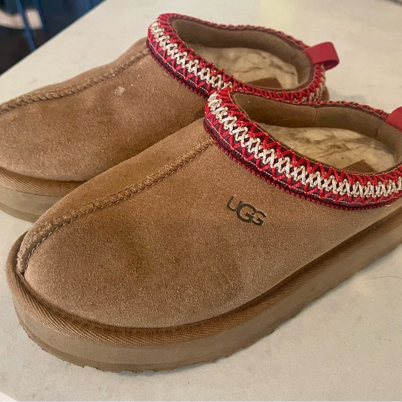 UGG Tasman Kids Size 2 Brown Suede Slippers with Red Embroidery - Picture 1 of 5
